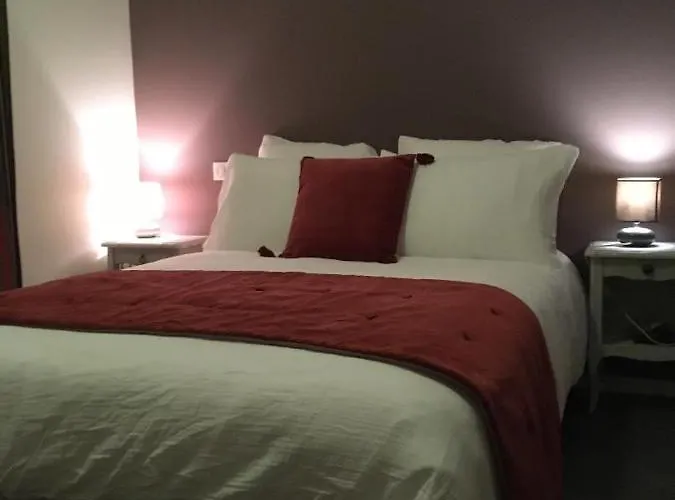 O Marronnier De מלון Nadaillac