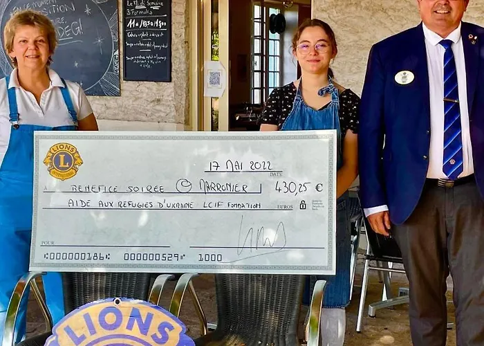 מלון O Marronnier De 3*